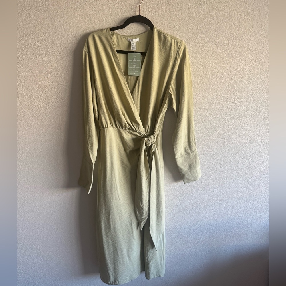 H&M Light Green Wrap Dress